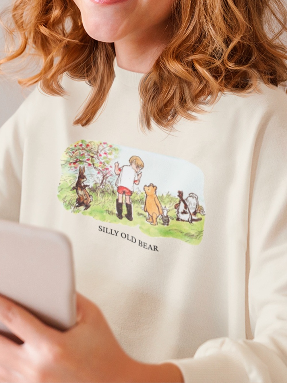 Women’s Winnie The Pooh 'Silly Old Bear' Graphic Sweatshirt Large